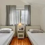Zara 2 Apartman