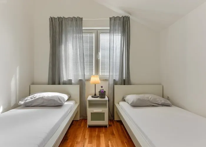 Zara 2 Апартаменты